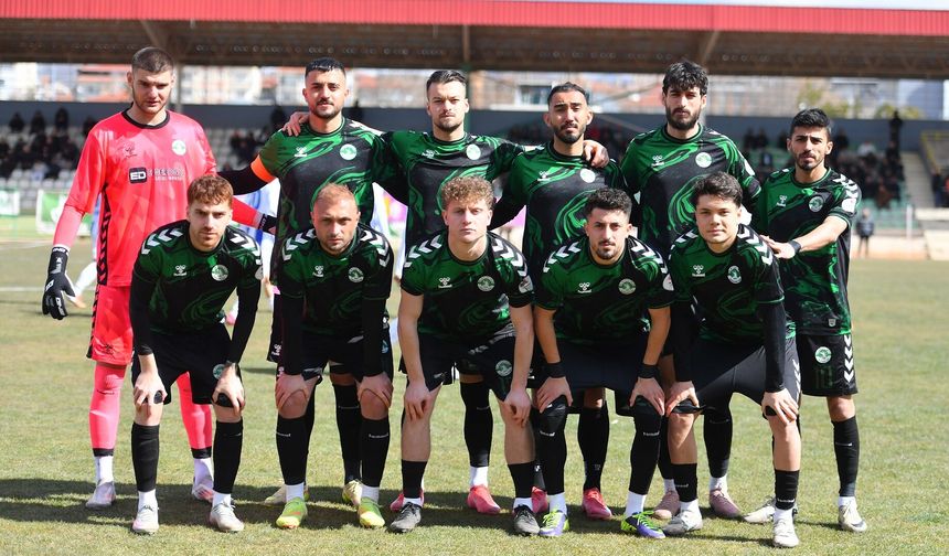 Kırşehirspor sahasında berabere kaldı, zirvede Bingölspor farkı korudu