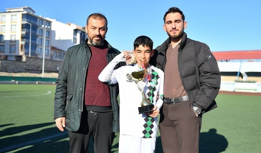 Kırşehirspor U12’de Şampiyonluk ve Gol Krallığı Sevinci