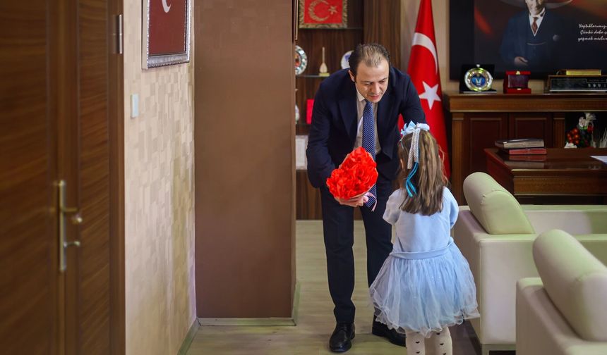 Minik Kalpler’den Kaymakamlık ziyareti