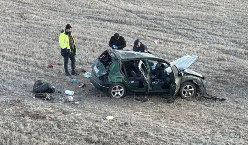 Tarlaya Yuvarlanan Kazada Mustafa Topal Hayatını Kaybetti