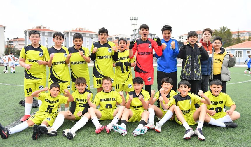 Cumhuriyet ortaokulu İl 3’üncü oldu