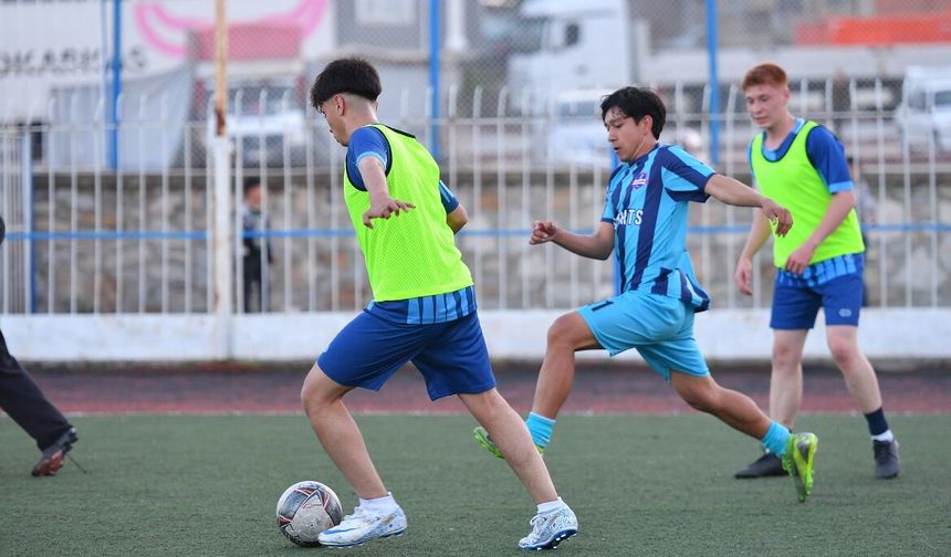 5X5 “SOKAKLAR BİZİM OLSUN” FUTBOL TURNUVASI DEVAM EDİYOR