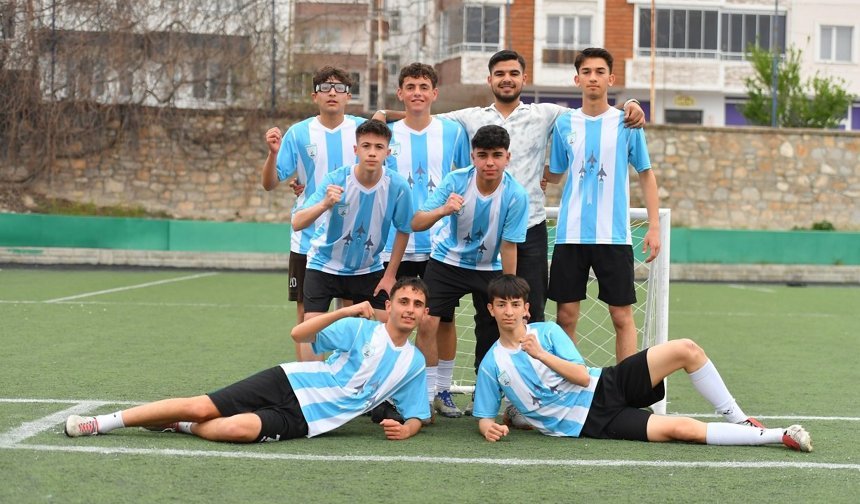 5X5’TE FİNALE ÇIKAN TAKIMLAR BELLİ OLDU