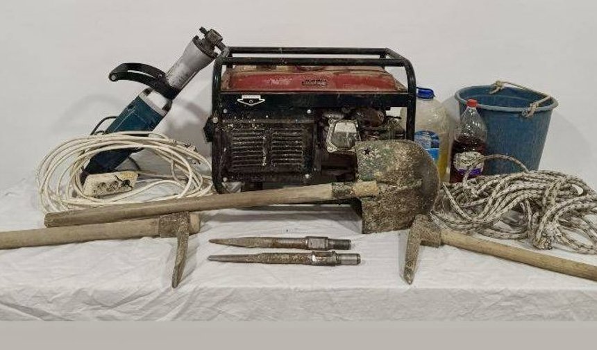 Define Avcılarına Suçüstü: 4 Zanlı Yakalandı