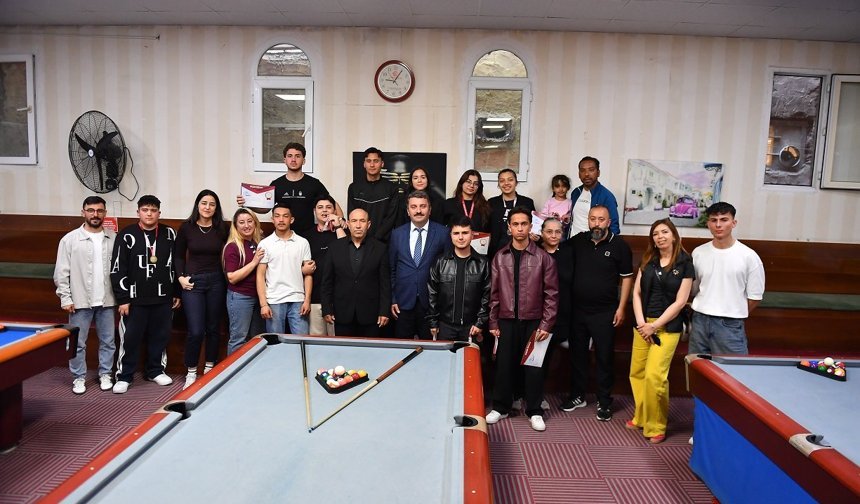 Kırşehir’de Okul Sporlarında Bilardo heyecanı zirve yaptı