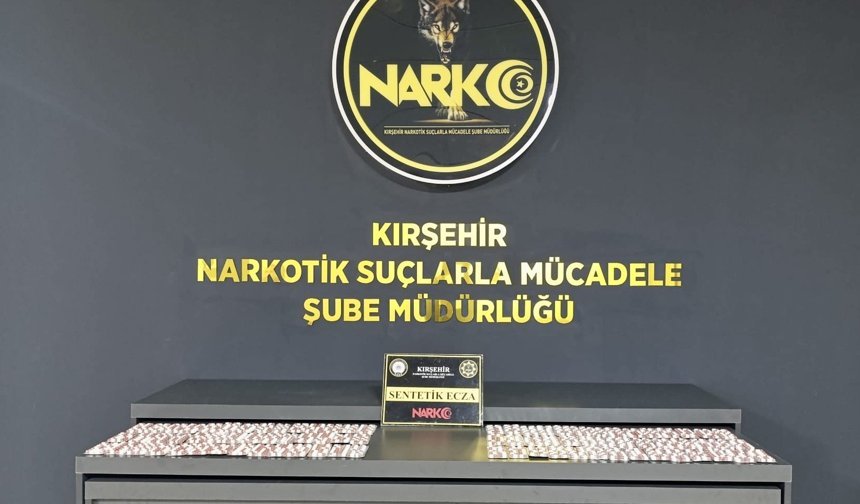 Kırşehir’de Otobüste Binlerce Zehir Çıktı: 2 Tutuklu