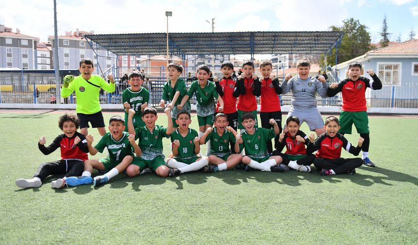 Mucurgücü, galibiyetle tanıştı: 2-1