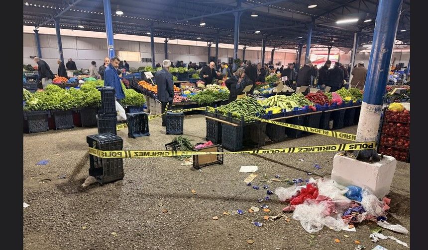 Pazar Yerinde Bıçaklı Kavga! 1 Ağır Yaralı