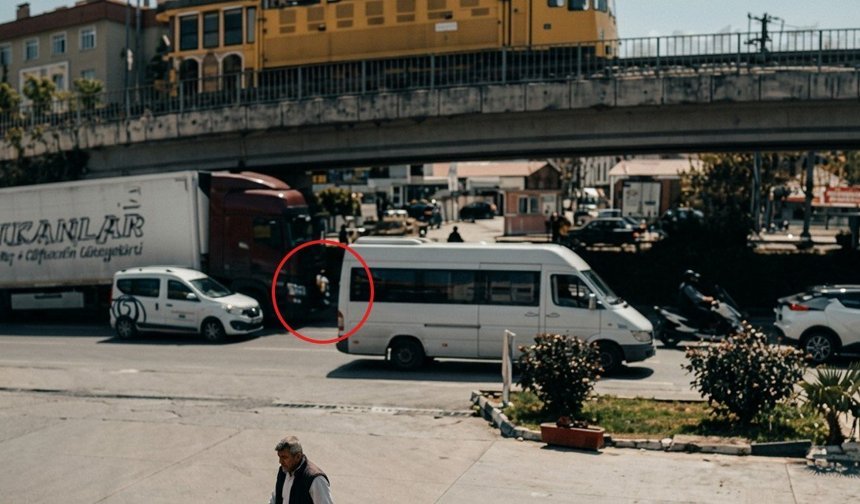 Tırın Altında Kalan Kadın Yaşamını Yitirdi