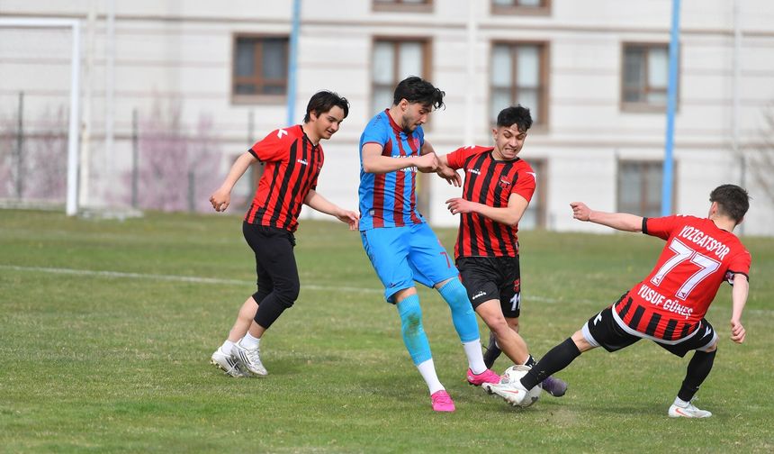 Yetişen Yıldızlar, Sinopspor maçı öncesi provada yenildi