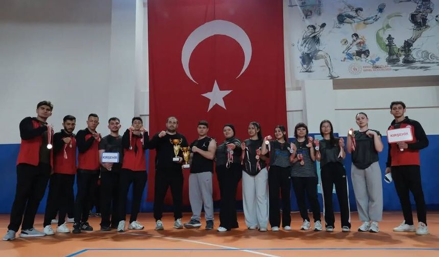 Bileğimizi Türkiye bükemedi