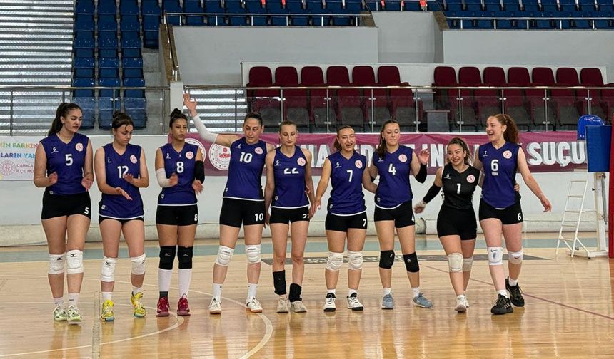 Çakmakçı’dan Yurt Lig Voleybol takımına tebrik