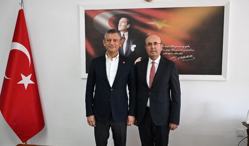 Belediye Başkanı Selahattin Ekicioğlu: "Bizim Genel Başkanımız Özgür Özel'dir"