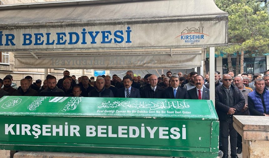 Kırşehir Abdal Aşireti'nin sevilen ismi Gürbüz Ertaş son yolculuğuna uğurlandı
