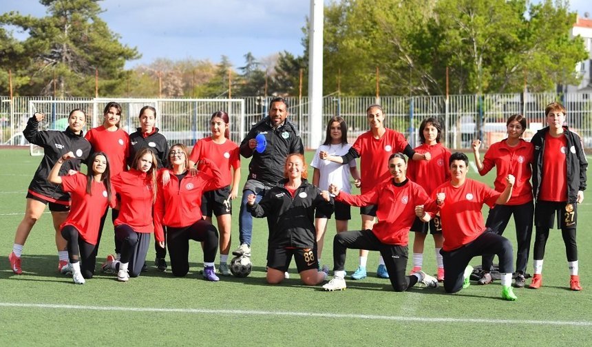 Kadınlar 3. Ligi’ne Kırşehirspor iddialı hazırlanıyor