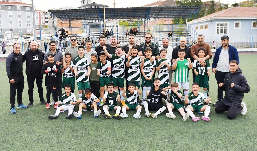 Kırşehirspor zirve takibini sürdürdü: 2-0