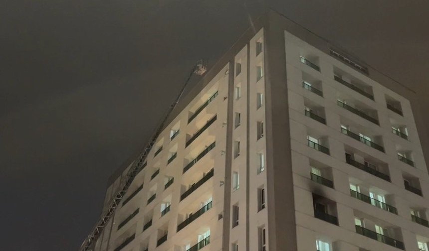 Kız Öğrenci Yurdunda Yangın: İki Oda Kullanılamaz Hale Geldi