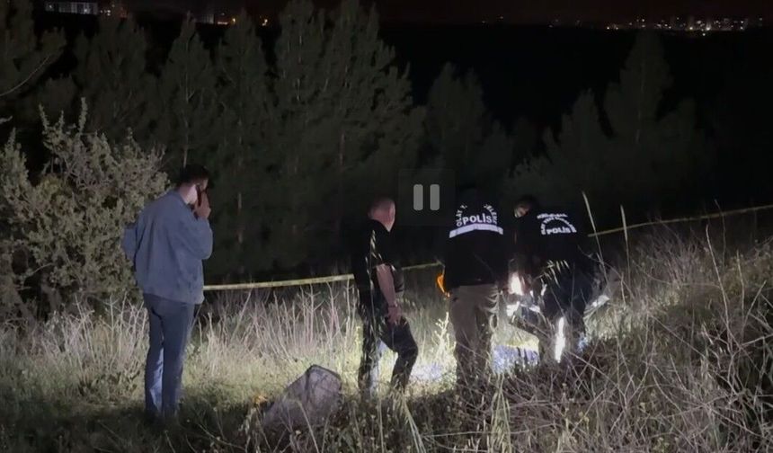Tarlada boğazı kesik erkek ceseti bulundu