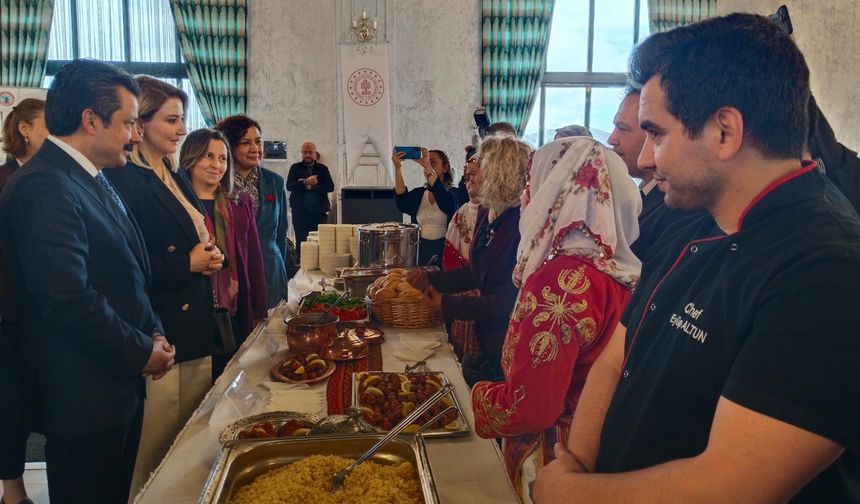 Kırşehir’in Yöresel Lezzetleri Türk Mutfağı Haftası’nda Tanıtıldı