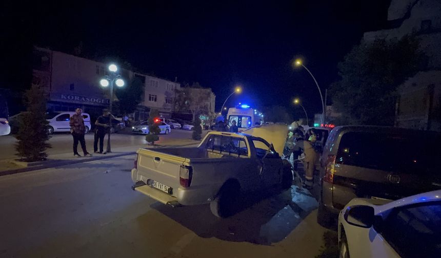 Pikap 3 Araca Çarptı: 1 Yaralı