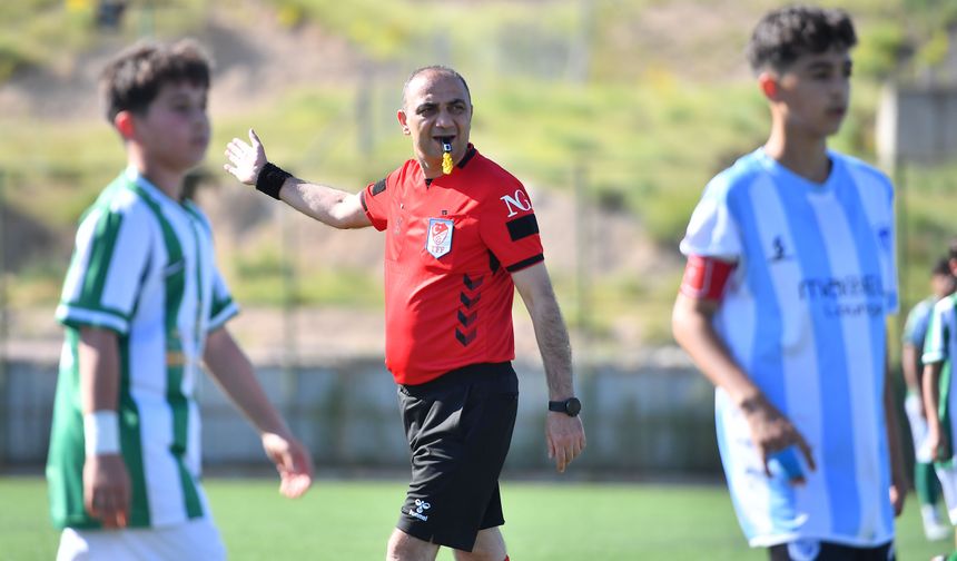 Alt yapı maçlarının hakemleri açıklandı