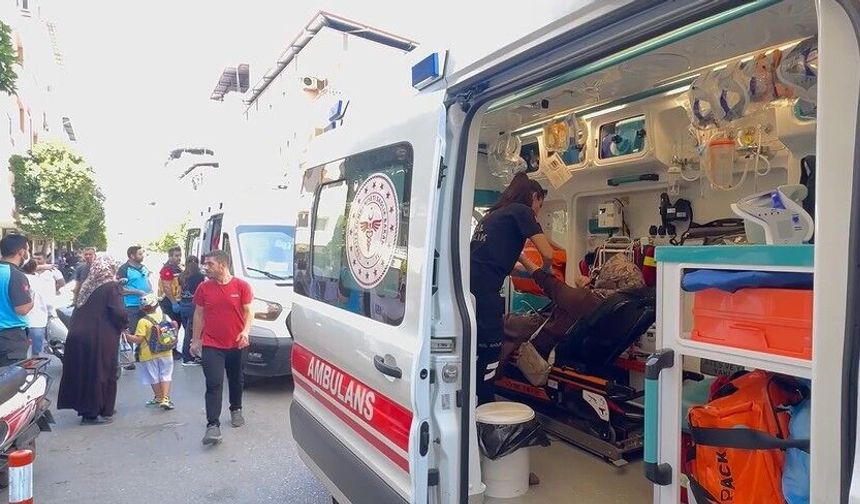 Feci Kaza: Anne ve 3 Çocuğa Motosiklet Çarptı