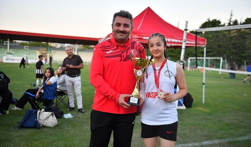 “Kırşehir voleybolun güçlü şehirlerinden biri…”
