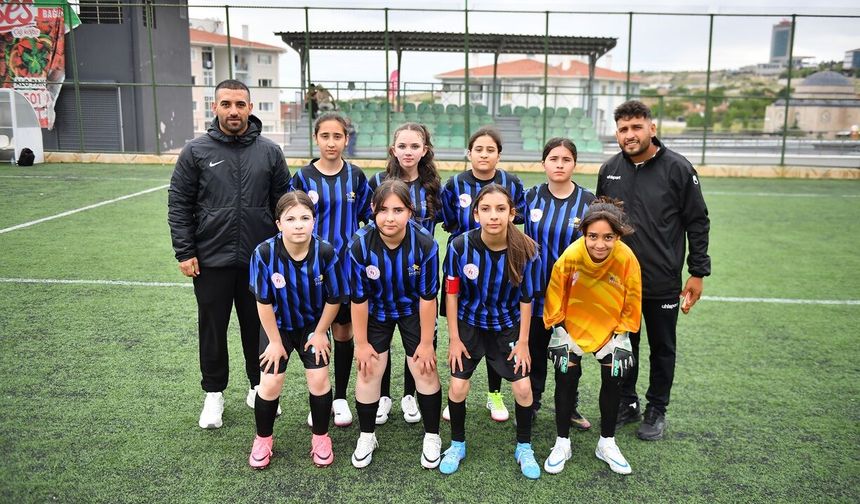 Kırşehirli kızlar turnuvaya mağlubiyetle başladı: 7-0
