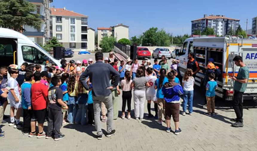 Kırşehir’de Öğrencilere AFAD’dan Hayat Kurtaran Eğitim