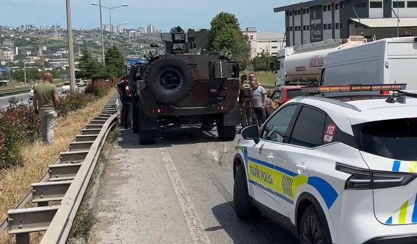Zırhlı Polis Aracı Kazaya Karıştı: 1 Yaralı