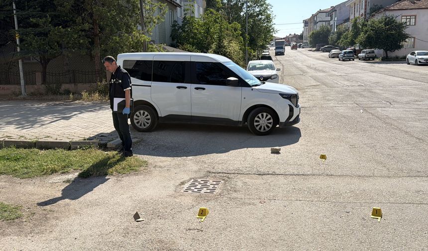 Tartışma Kavgaya Dönüştü: Genç Omzundan Vuruldu