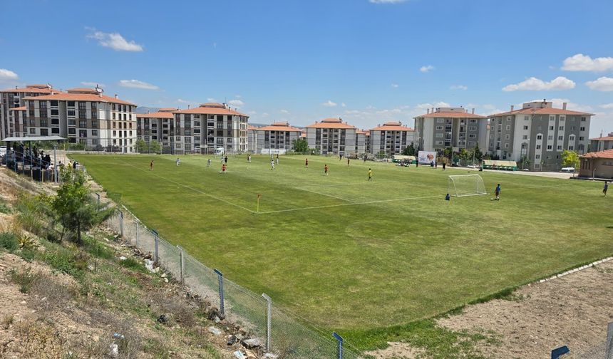 U11 ve U12 maçları Bağbaşı çimde oynansın
