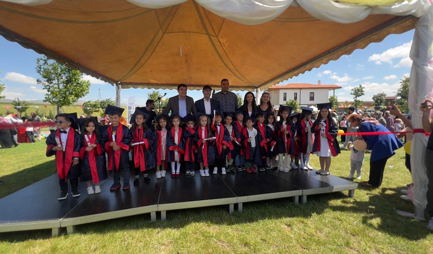 Kırşehir’de Babalar Günü Şenliği Renkli Görüntülere Sahne Oldu