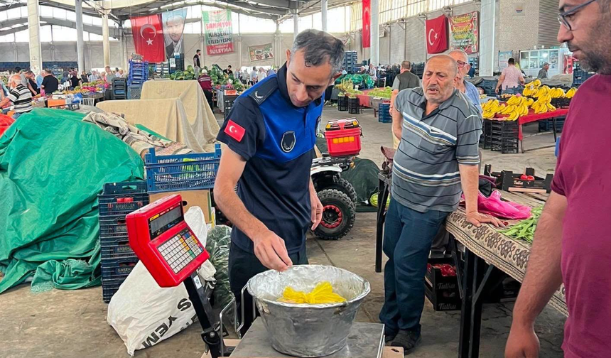Kırşehir'de Pazaryerinde Ölçü ve Tartı Denetimi Yapıldı