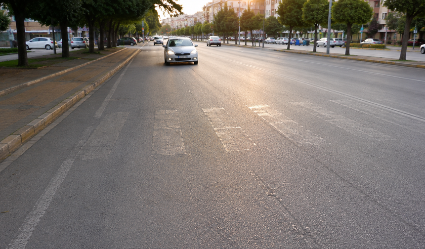 Kırşehir'de Trafik Çizgileri Alarm Veriyor