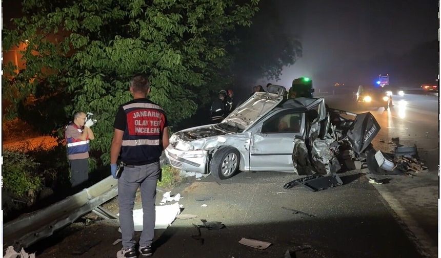 Arızalanan Araçta Bekleyen Aileye Tır Çarptı: 1 Çocuk Öldü, 3 Kişi Yaralı