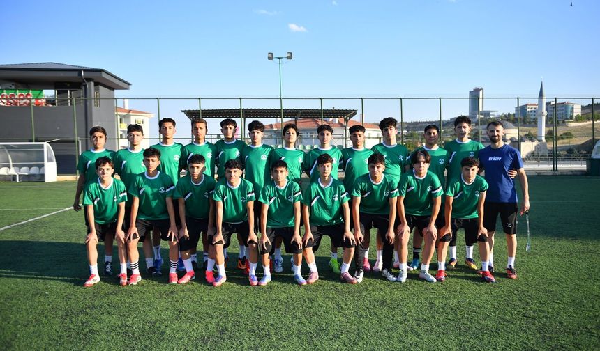 Kırşehirspor U16 takımı ilk antrenmanını yaptı