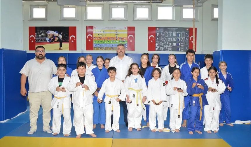GSB Yaz Spor Okulları'nda anlamlı ziyaret