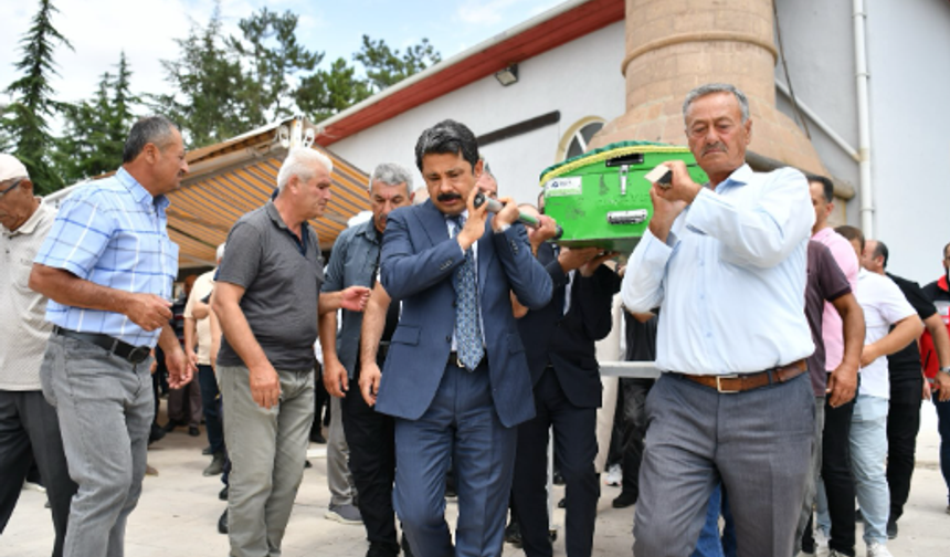 Şehit Polis Güllühan Mert’in babası dualarla defnedildi