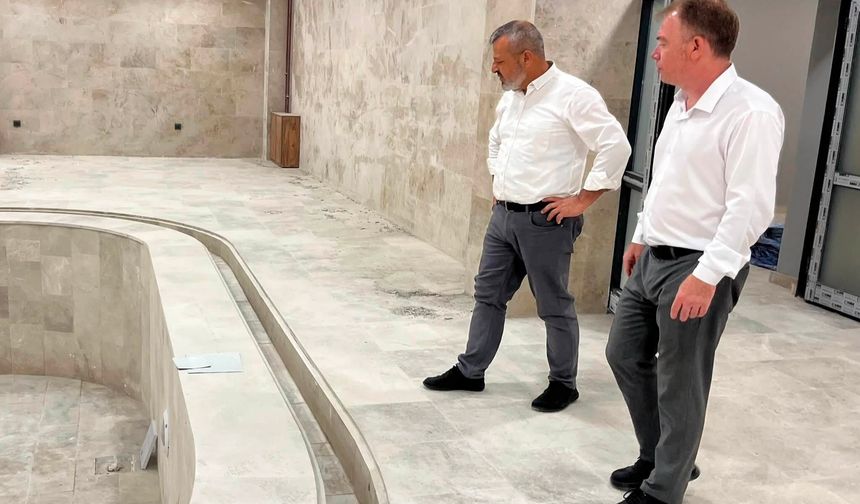 Müdür Gülşen, okul onarımı ve uygulama oteli çalışmalarını inceledi