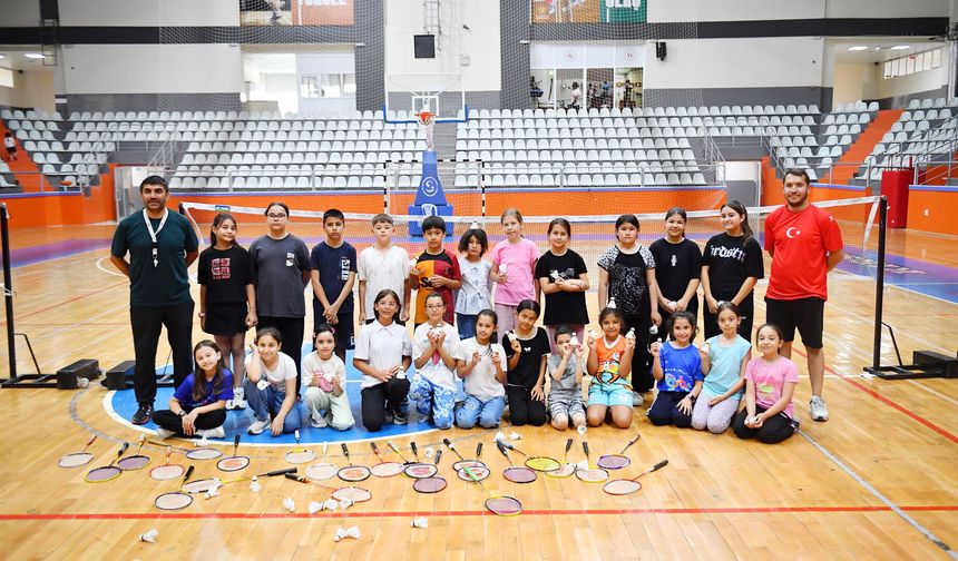 Yaz Spor Okulları'nda Badminton mesaisi