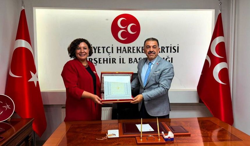 AK Parti Kırşehir’den MHP’ye hayırlı olsun ziyareti