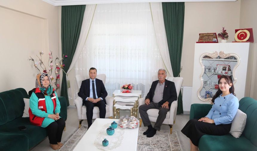 Şehit Ailelerine Anlamlı Ziyaret