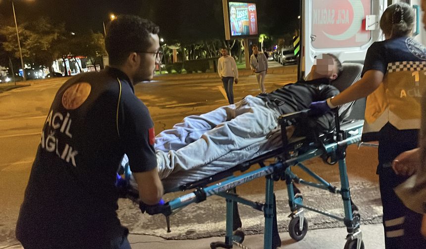 Durakta kanlı izler kaldı, saldırgan kayıplara karıştı!