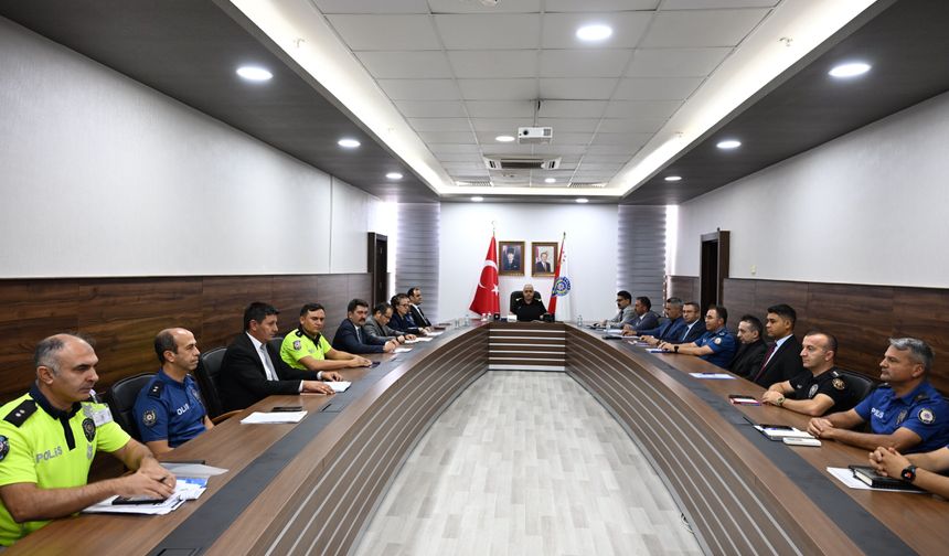 Kırşehir’de Haftalık Genel Asayiş Değerlendirme Toplantısı Gerçekleştirildi