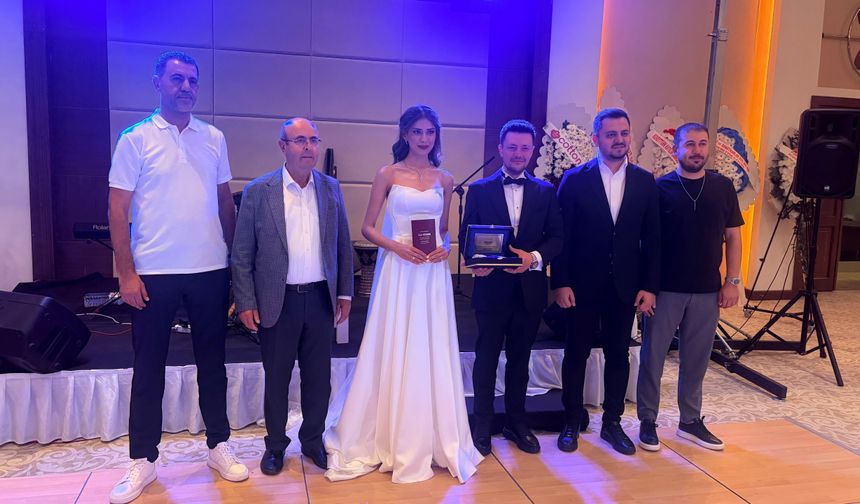 Kırşehir’de yılın düğünü oldu! Genç avukatlar dünyaevine girdi