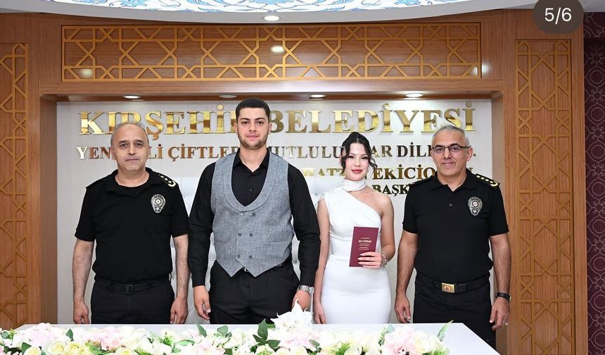 Kırşehir Emniyet Müdürü Görücü, polis çiftin nikâhına katıldı