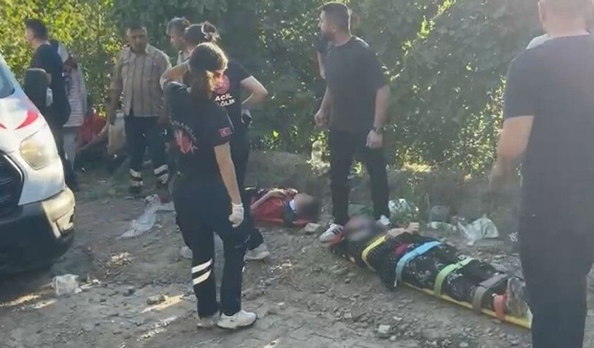 Römork devrildi, 18 kişi hastanelik oldu!