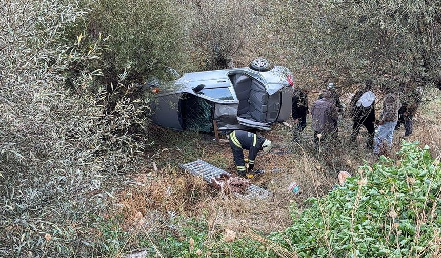 Şarampole Devrildi! Aralarında Çocuğun da Bulunduğu 5 Kişi Yaralandı