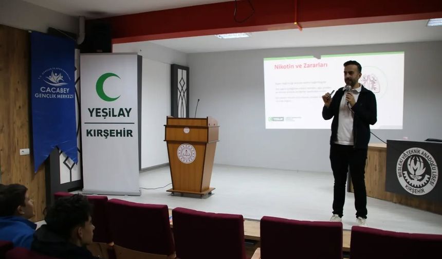 Kırşehir Yeşilay’dan Öğrencilere Bağımlılıkla Mücadele Eğitimi